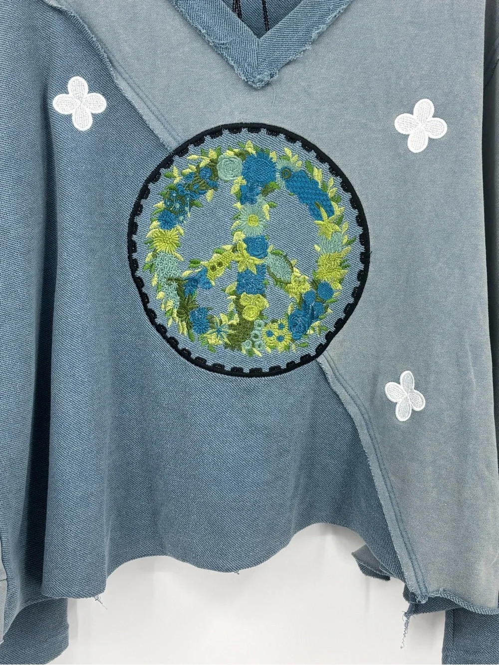 POL Peace boutique Blue Patchwork Embroidered V-Neck open Back slouchy top Sm - Picture 7 of 11